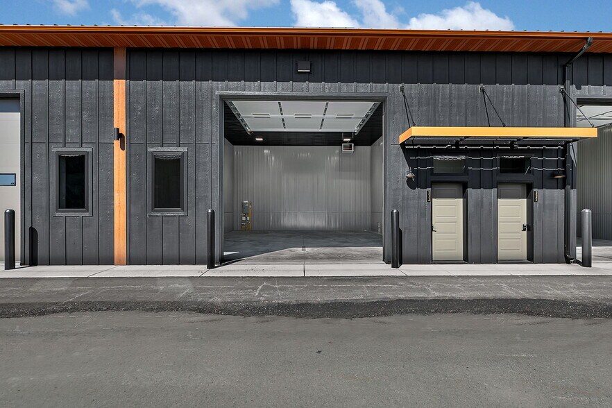 More Photos Of 7041 Kagan NE ave, Otsego Industrial For Sale