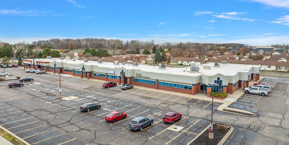 Primary Photo Of 45660 Schoenherr Rd, Shelby Township Medical For Sale