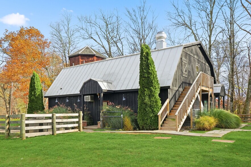 More Photos Of 5125 Route 209, Accord Restaurant For Sale