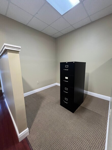 More Photos Of 1355 S International Pky, Lake Mary Office For Lease