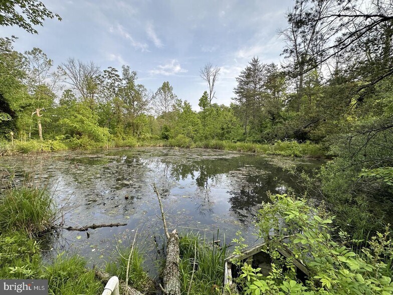 More Photos Of 383 Ben Franklin Hwy W, Douglassville Warehouse For Sale