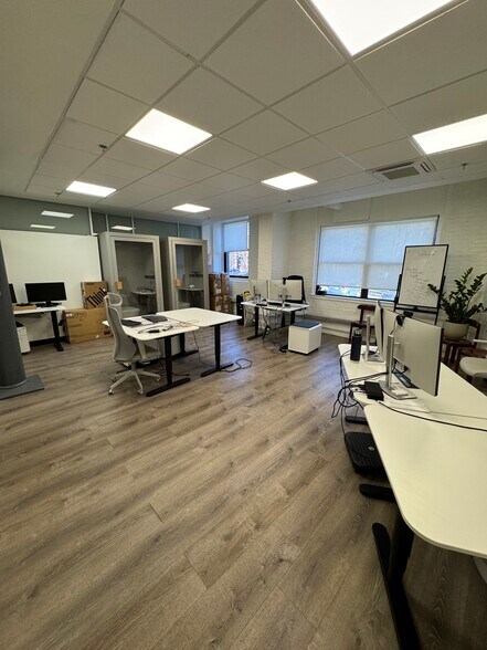 More Photos Of 9-21 Station St, Brookline Loft Creative Space For Lease