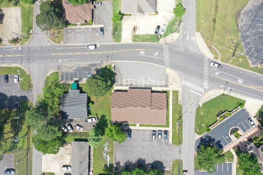 More Photos Of 220 N Phoenix Ave, Russellville Medical For Sale