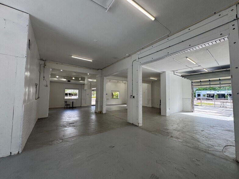 More Photos Of 700 W Las Olas Blvd, Fort Lauderdale Freestanding For Lease