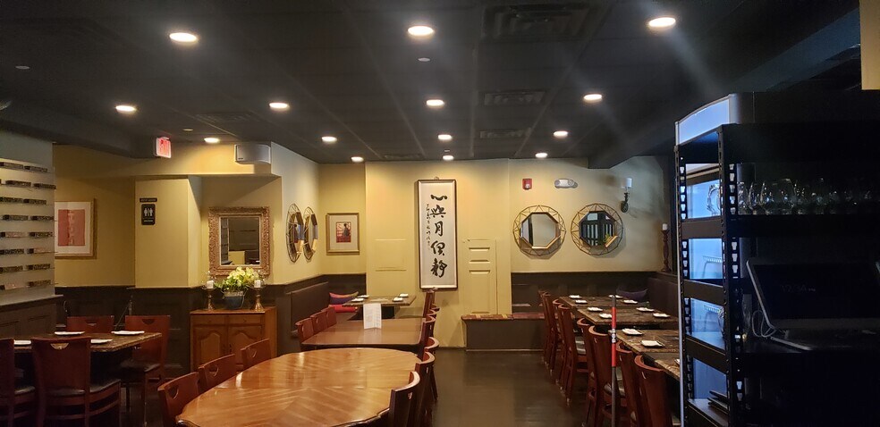 More Photos Of 646-650 Speedwell Ave, Morris Plains Restaurant For Sale