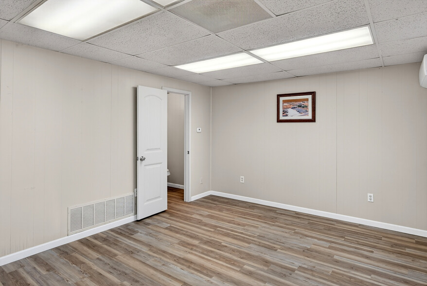 More Photos Of 2716 Judy Ave, Odessa Warehouse For Sale