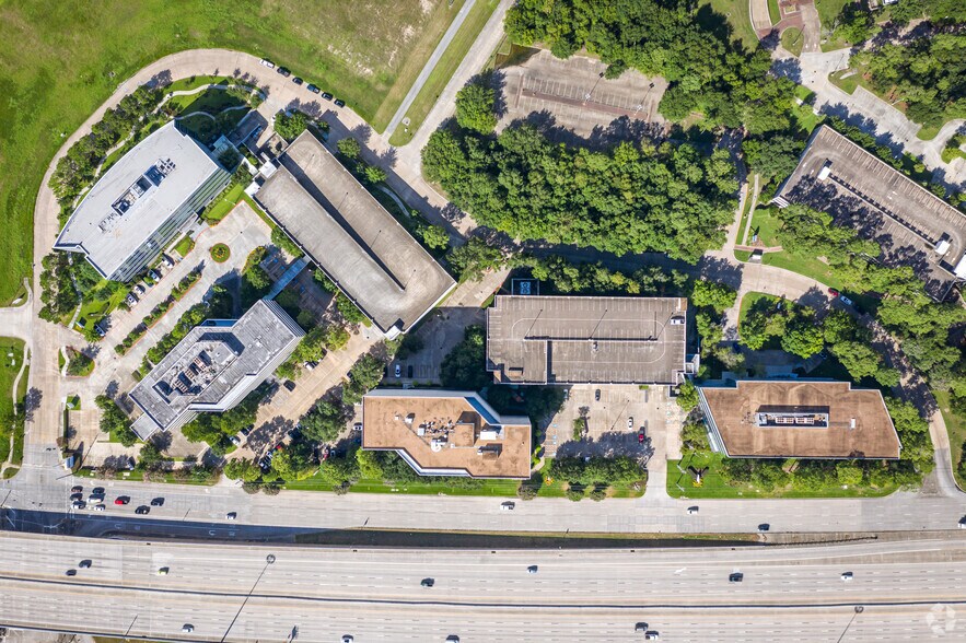 More Photos Of 20333 State Highway 249, Houston Office For Lease