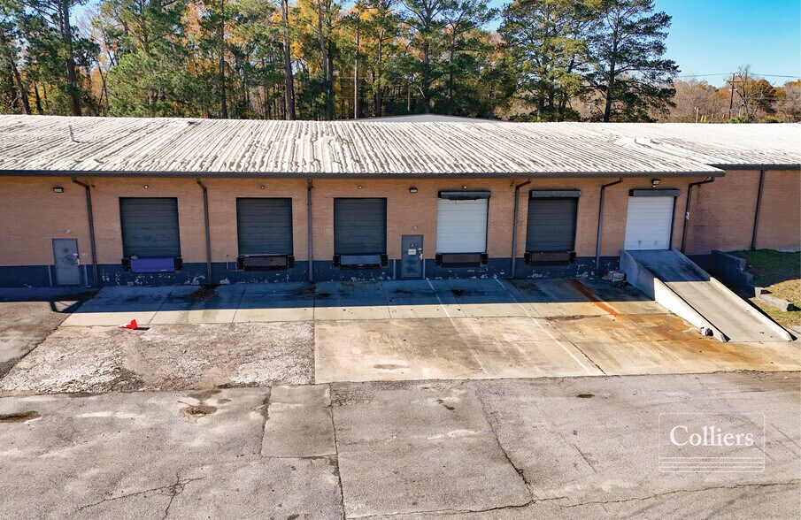 More Photos Of 3130 Bluff Rd, Columbia Warehouse For Lease