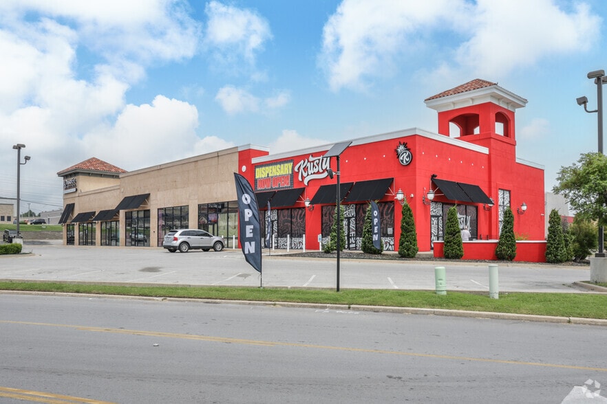 More Photos Of 6827 S Memorial Dr, Tulsa General Retail For Sale