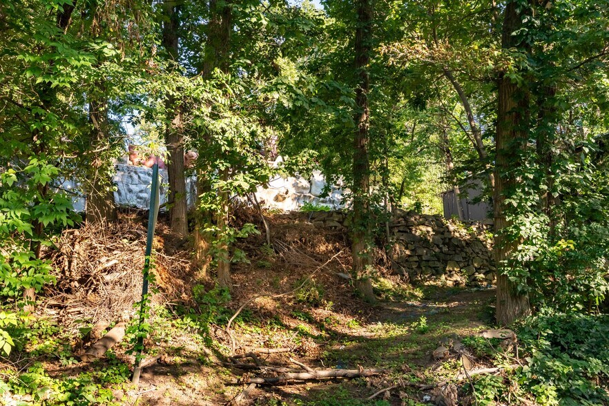 More Photos Of 6000 Palisdale Ave, Bronx Land For Sale