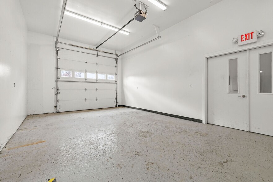 More Photos Of 2655-2679 N Meridian Rd, Sanford General Retail For Sale