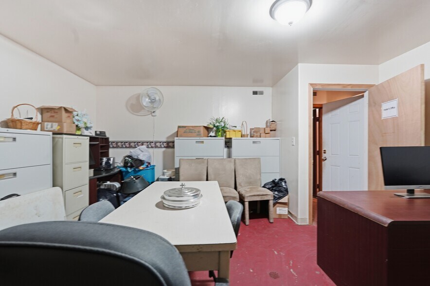 More Photos Of 1142-1148 Broadway, Camden Flex For Sale