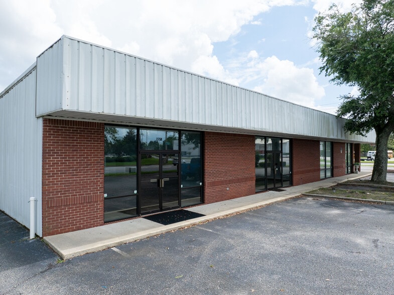 More Photos Of 275 W Airport Blvd, Pensacola Storefront Retail Office For Lease