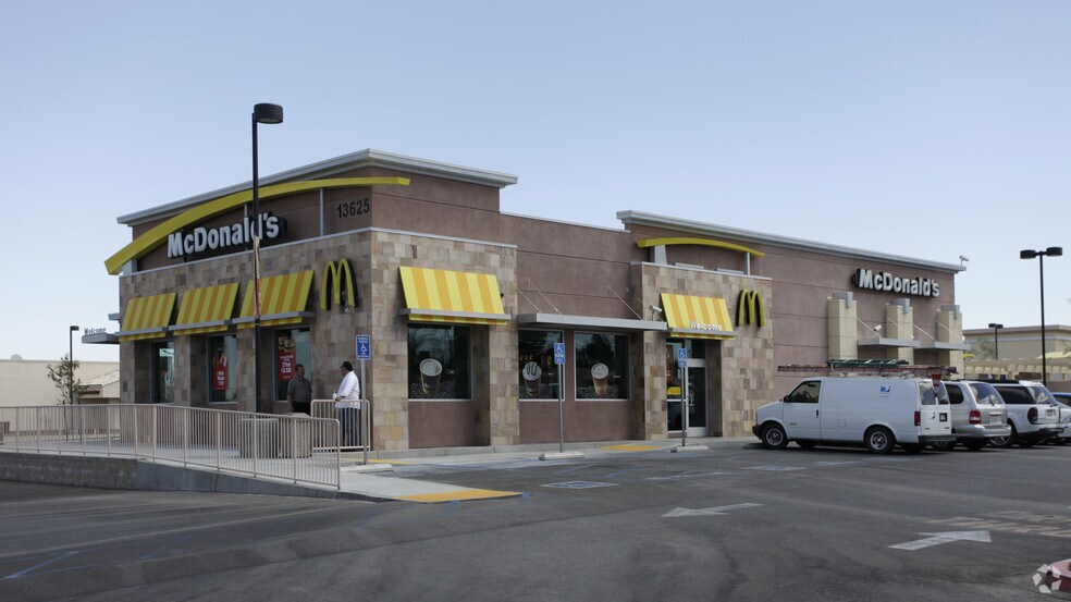 More Photos Of 13625 Bear Valley Rd, Victorville Fast Food For Sale