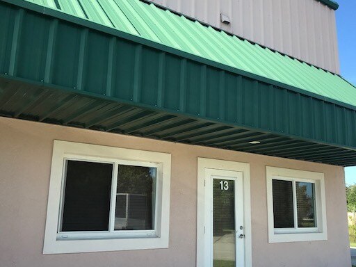 More Photos Of 1090 Knight's Trail Rd, North Venice Light Distribution For Sale