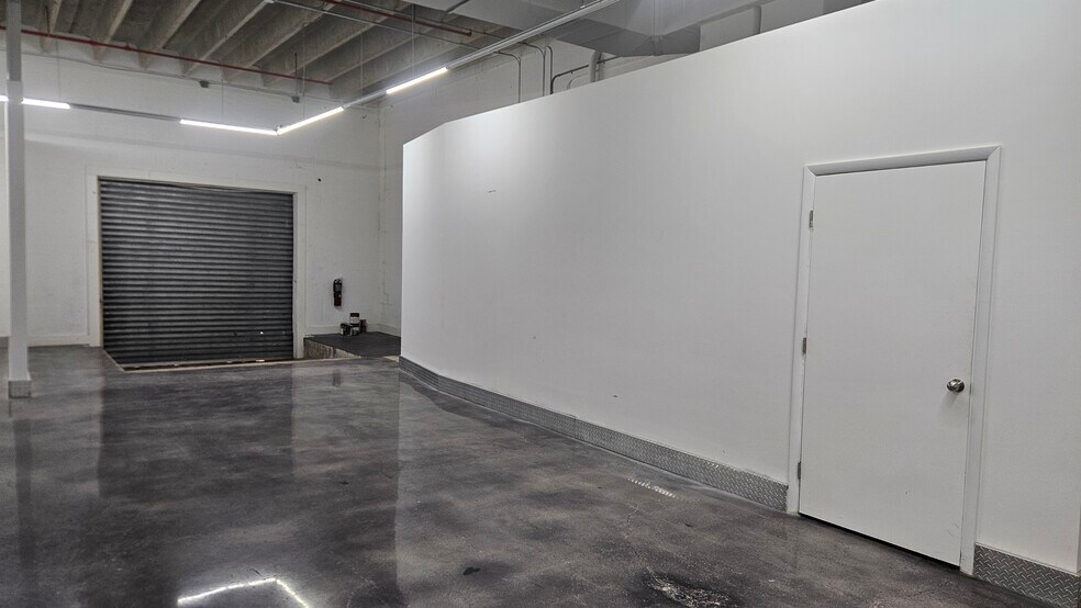 More Photos Of 2800-2818 NW 5th Ave, Miami Storefront For Lease