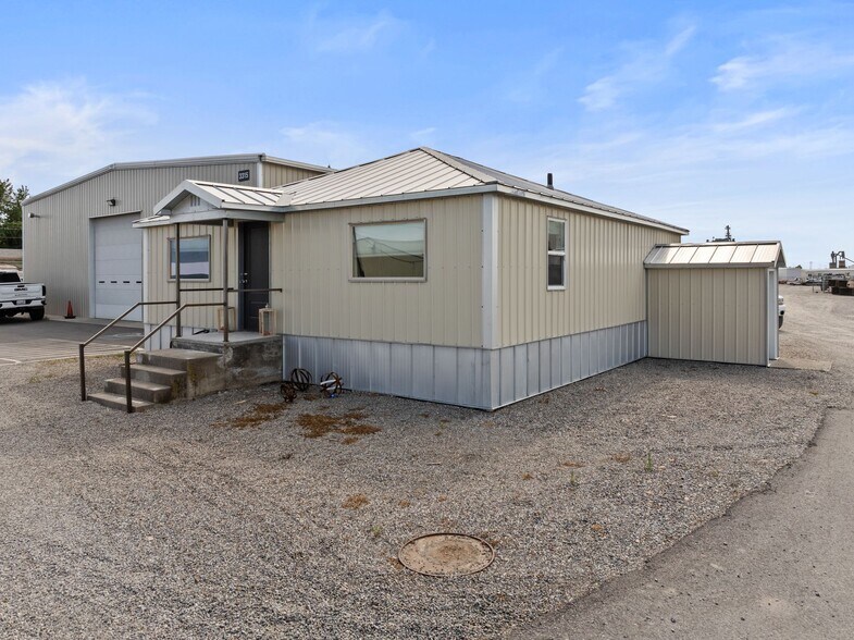 More Photos Of 3315 N Tschirley Rd, Spokane Valley Flex For Sale