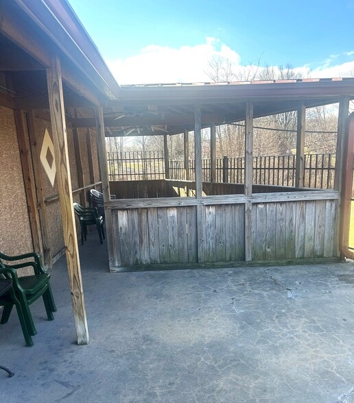 More Photos Of 804 Naamans Rd, Wilmington Specialty For Sale