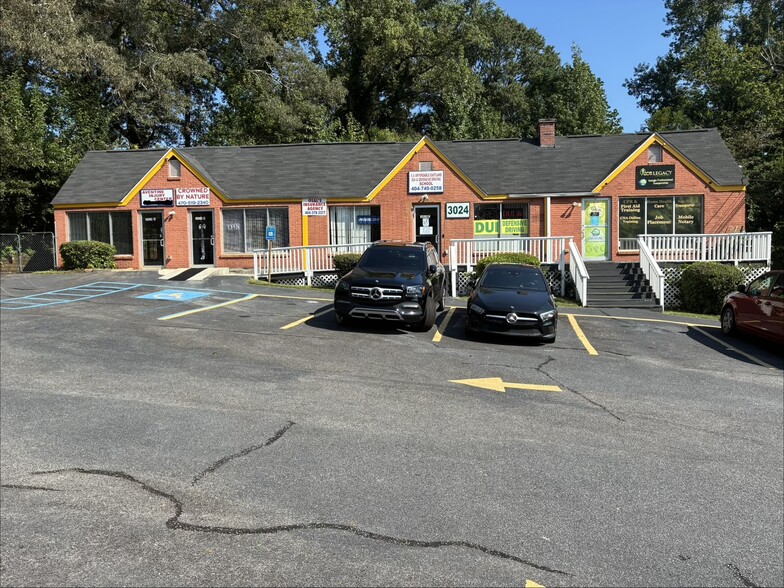 Primary Photo Of 3024 Memorial Dr, Atlanta Office For Lease