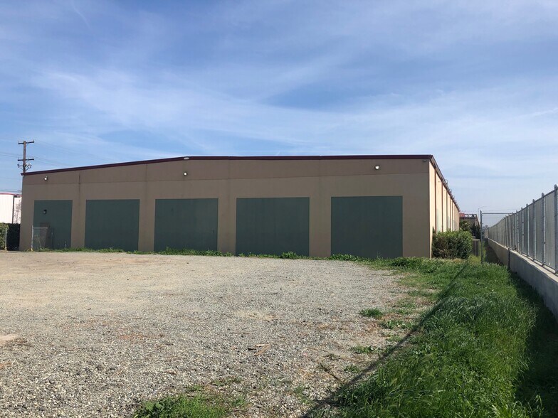 More Photos Of 1208-1214 Sunset Dr, Antioch Warehouse For Sale