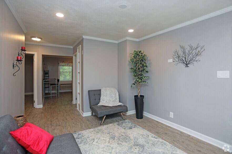 More Photos Of 820 W 7th St, Winston-Salem Apartments For Sale