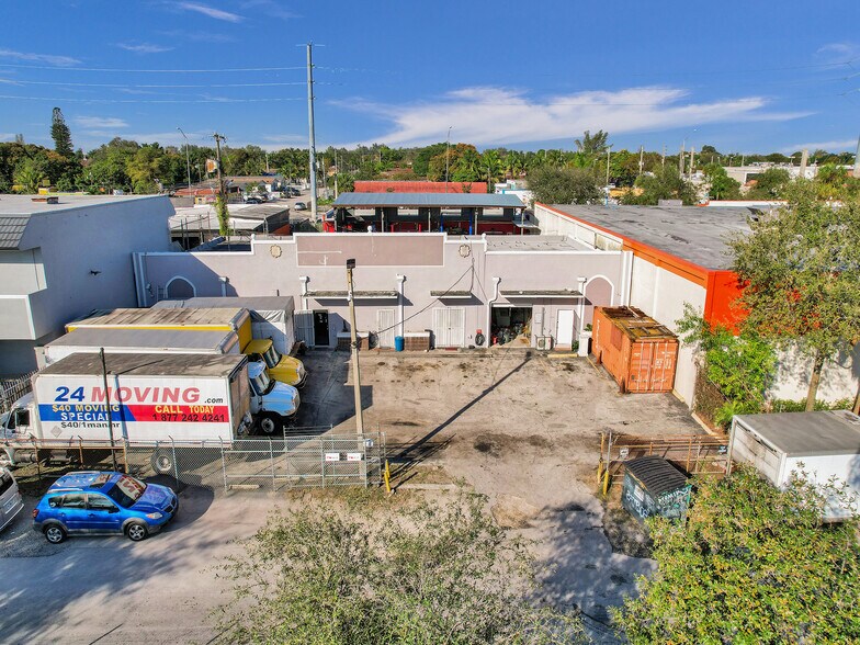 More Photos Of 10812-10818 NW 6th Ct, Miami Warehouse For Sale
