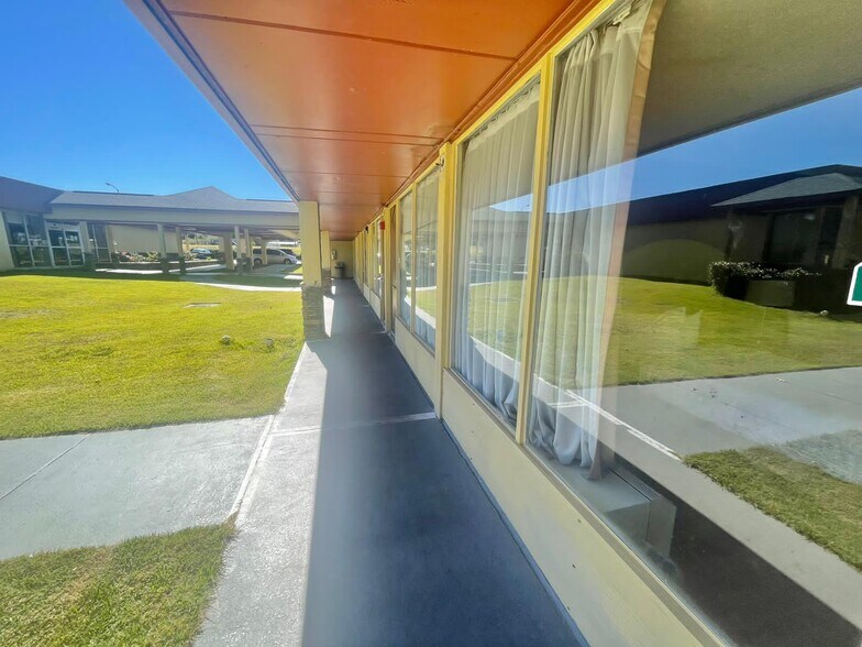 More Photos Of 1700 US-280, Phenix City Hotel For Sale