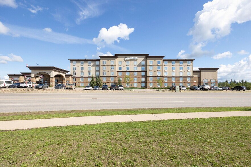 More Photos Of 435 Gregoire Dr, Fort McMurray Hotel For Lease