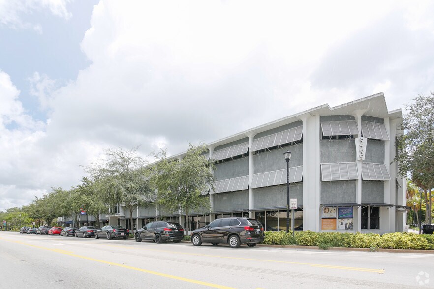 More Photos Of 9999 NE 2nd Ave, Miami Office For Lease
