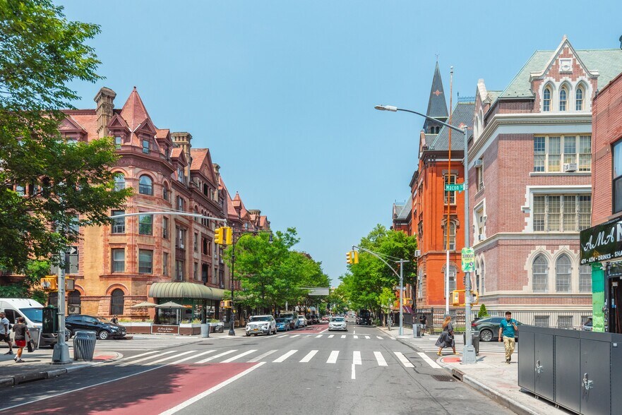 More Photos Of 60 New York Ave, Brooklyn Apartments For Sale