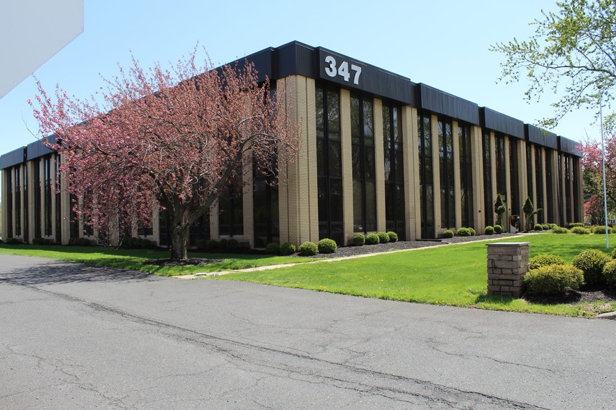 More Photos Of 347 Elizabeth Ave, Somerset Office For Lease