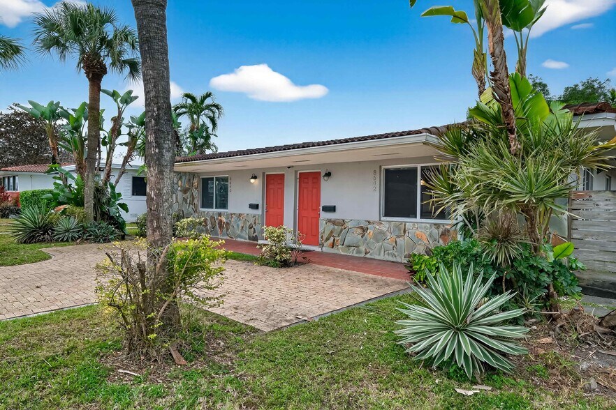 More Photos Of 8640 NE 2nd Ave, El Portal Office Residential For Sale