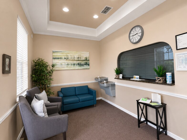 More Photos Of 19439 Shumard Oak Dr, Land O' Lakes Medical For Sale