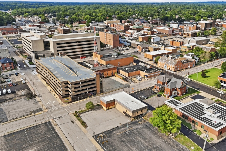 More Photos Of 12 W Lincoln St, Belleville Medical For Sale