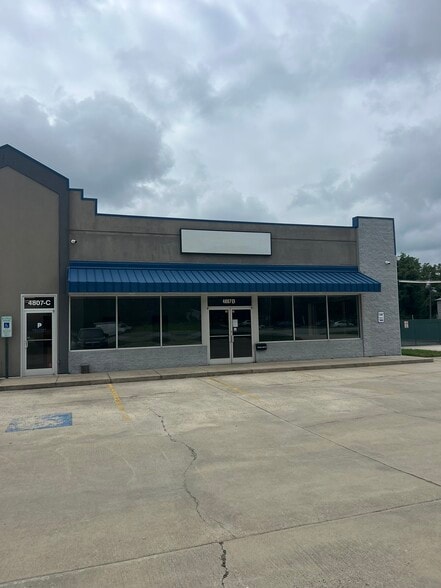 Primary Photo Of 4807 W Gate City Blvd, Greensboro Storefront For Lease