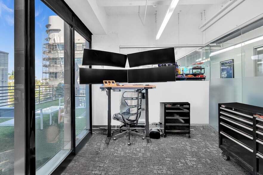 More Photos Of 1680 Michigan Ave, Miami Beach Office Residential For Sale