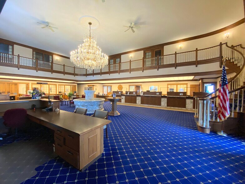 More Photos Of 121 E Fifth St, Storm Lake Office Residential For Lease