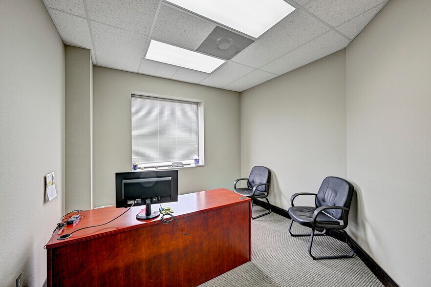 More Photos Of 828 Fm 1960 Rd, Houston Warehouse For Sale