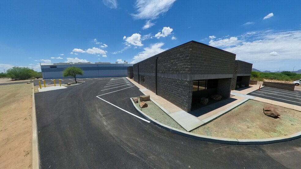 More Photos Of 1415 S Cherry Ave, Tucson Warehouse For Sale