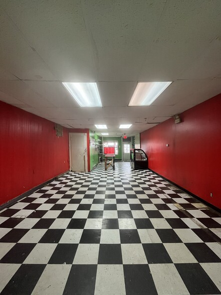 More Photos Of 966 State St, New Haven Storefront Retail Residential For Lease
