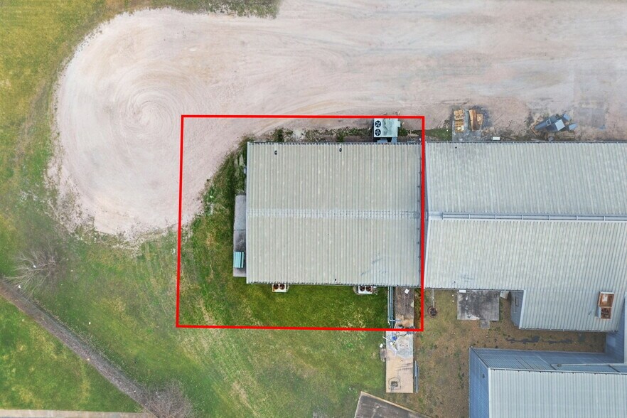 More Photos Of 13025 Fadeway ln, Houston Industrial For Lease