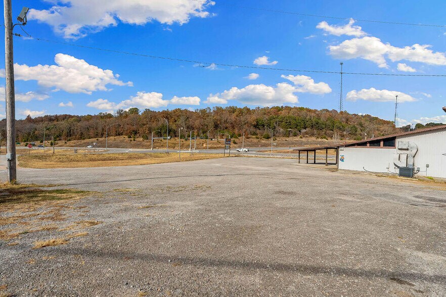 More Photos Of 76 Wright Hill Lane, Pineville Restaurant For Sale