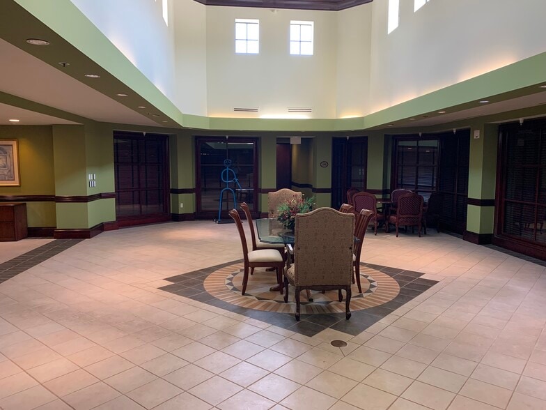 More Photos Of 1924 S Osprey Ave, Sarasota Coworking Space