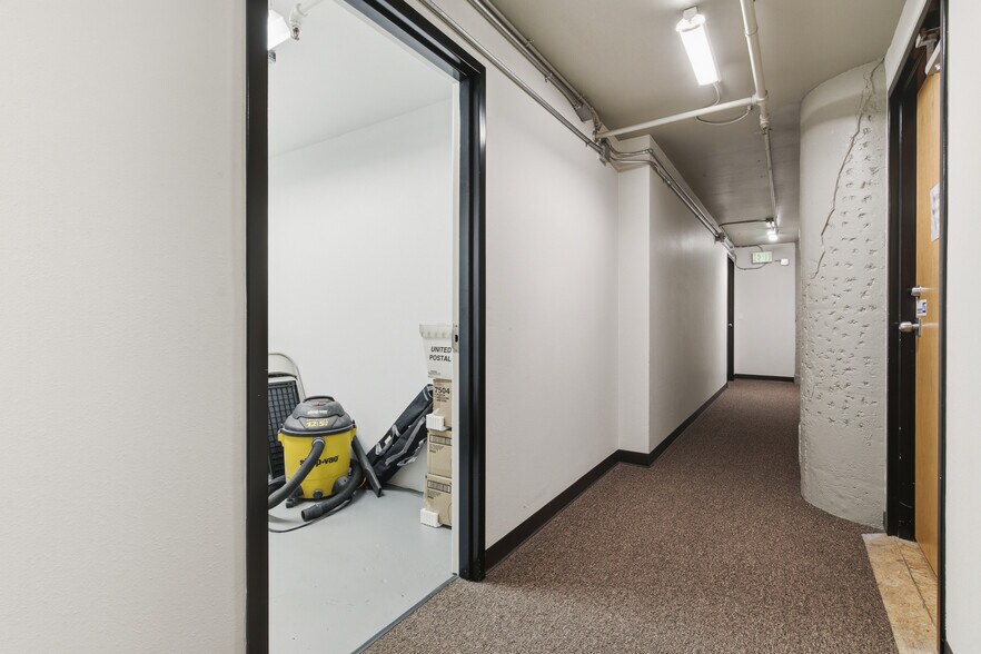More Photos Of 1314 NW Irving St, Portland Apartments For Sale