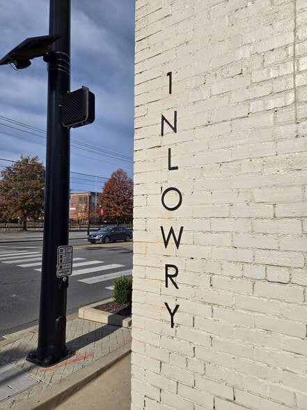 More Photos Of 1 N Lowry St, Smyrna Bar For Sale