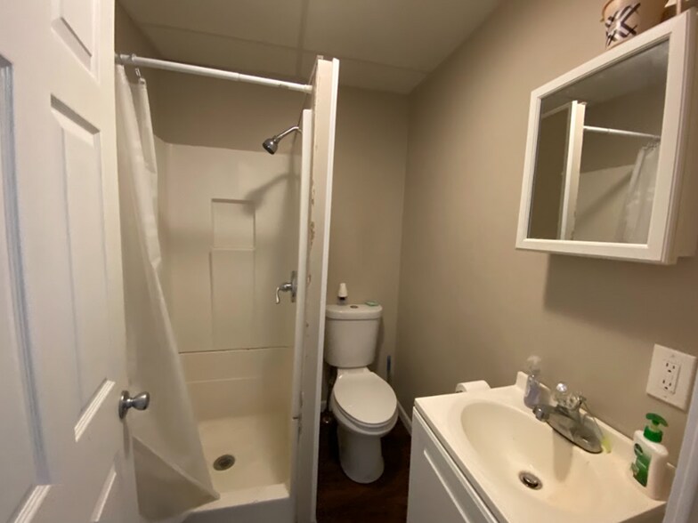 More Photos Of 32 Seminary Ave, Binghamton Apartments For Sale