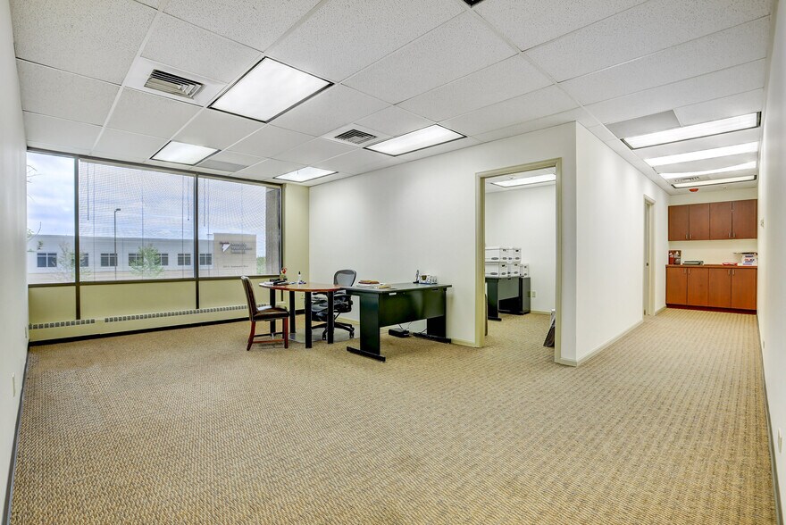 More Photos Of 215 S Wadsworth Blvd, Lakewood Medical For Lease