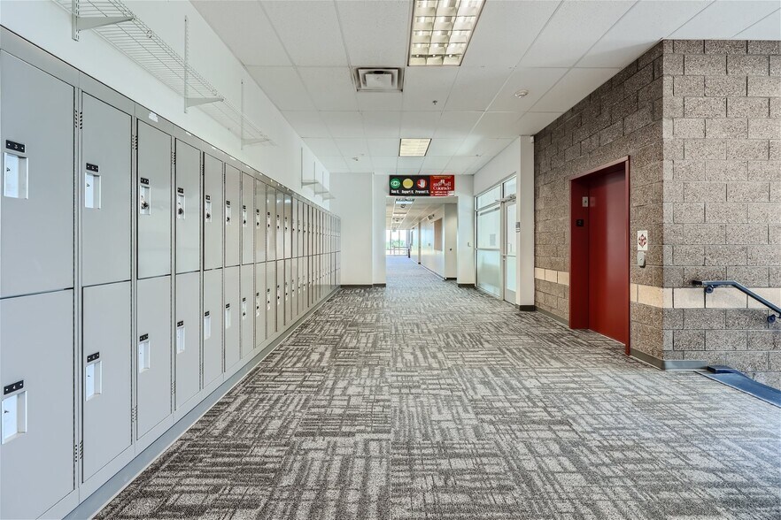 More Photos Of 801 Yosemite St, Denver Schools For Sale