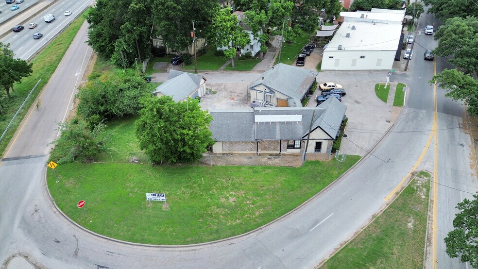 More Photos Of 3206 Houston Ave, Houston General Retail For Sale