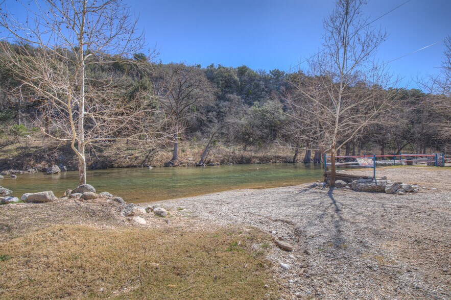 More Photos Of 7367 River Rd, New Braunfels Lodge Meeting Hall For Sale